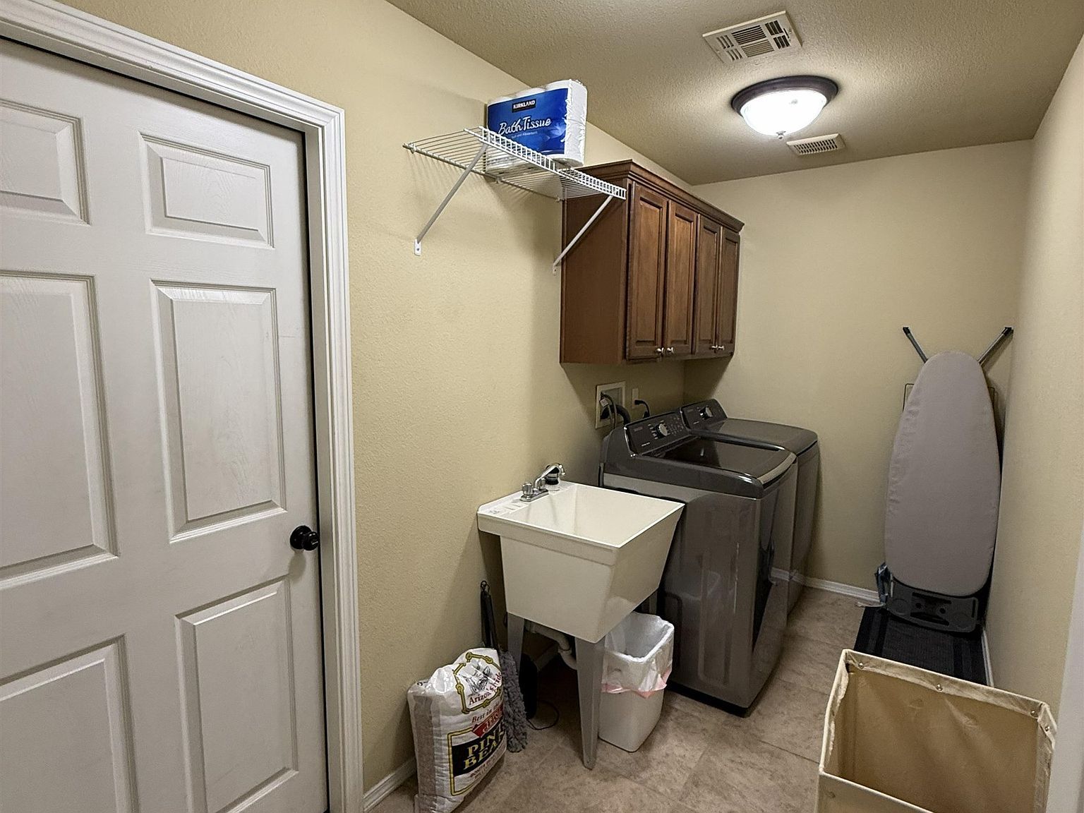 2062 Calle De Vistas Alamogordo, NM 88310  | Single Family