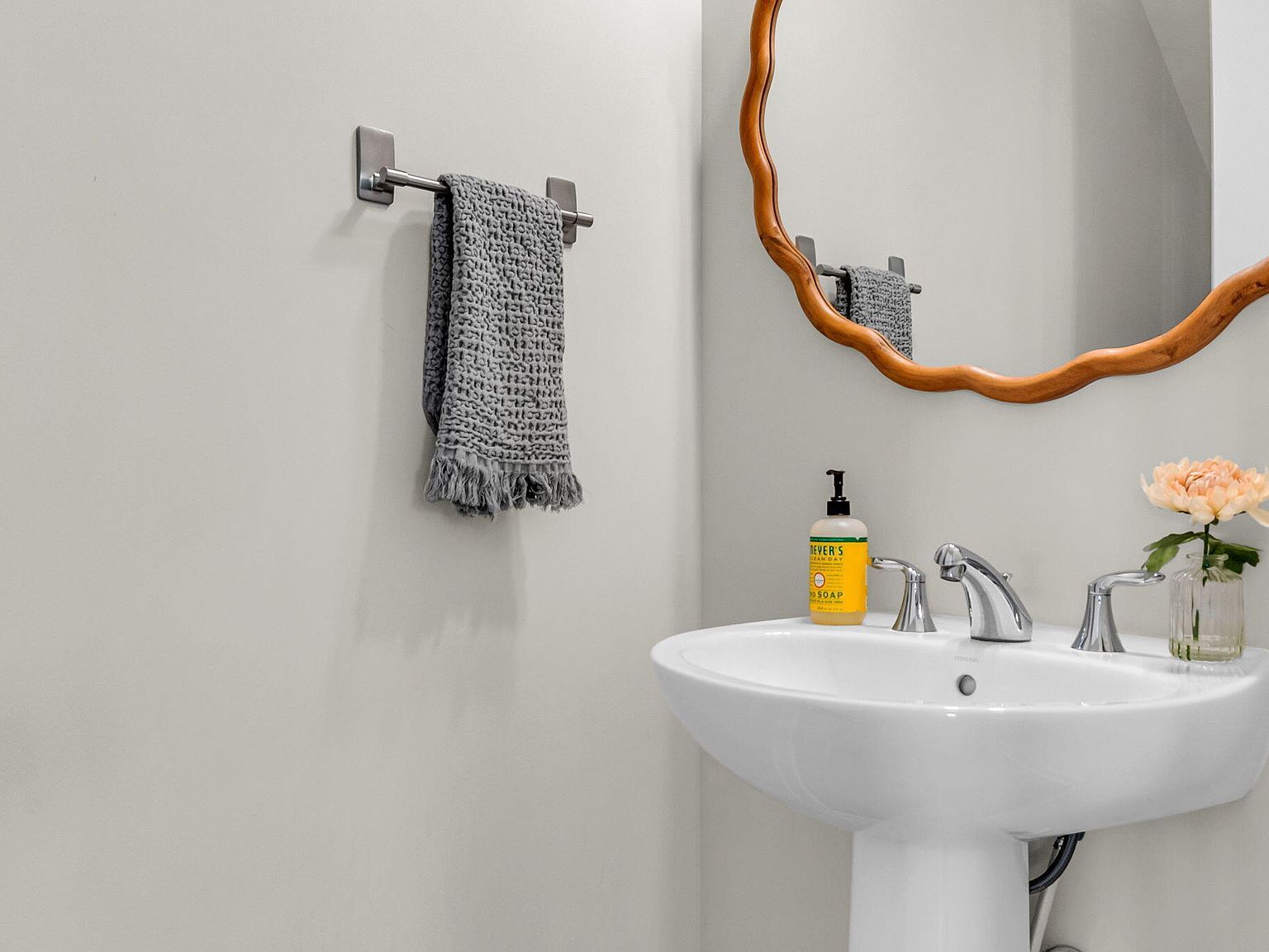 4604 Hammett Aly North Charleston, SC 29405  | Single Family