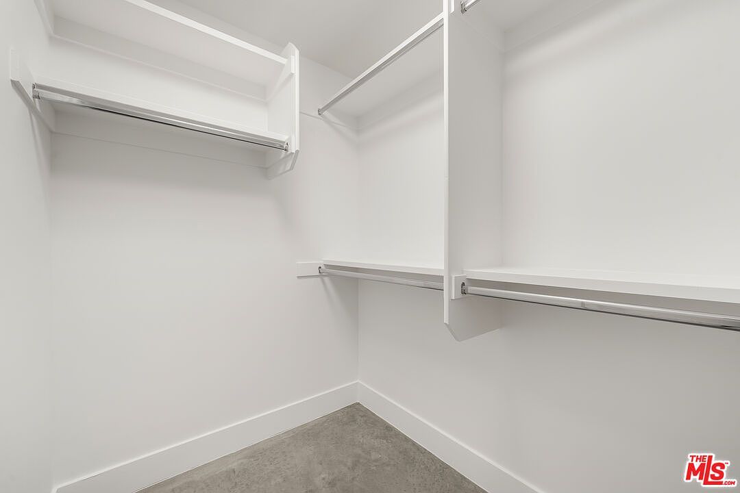 482 S Arroyo Pkwy #306 Pasadena, CA 91105  | Condominium