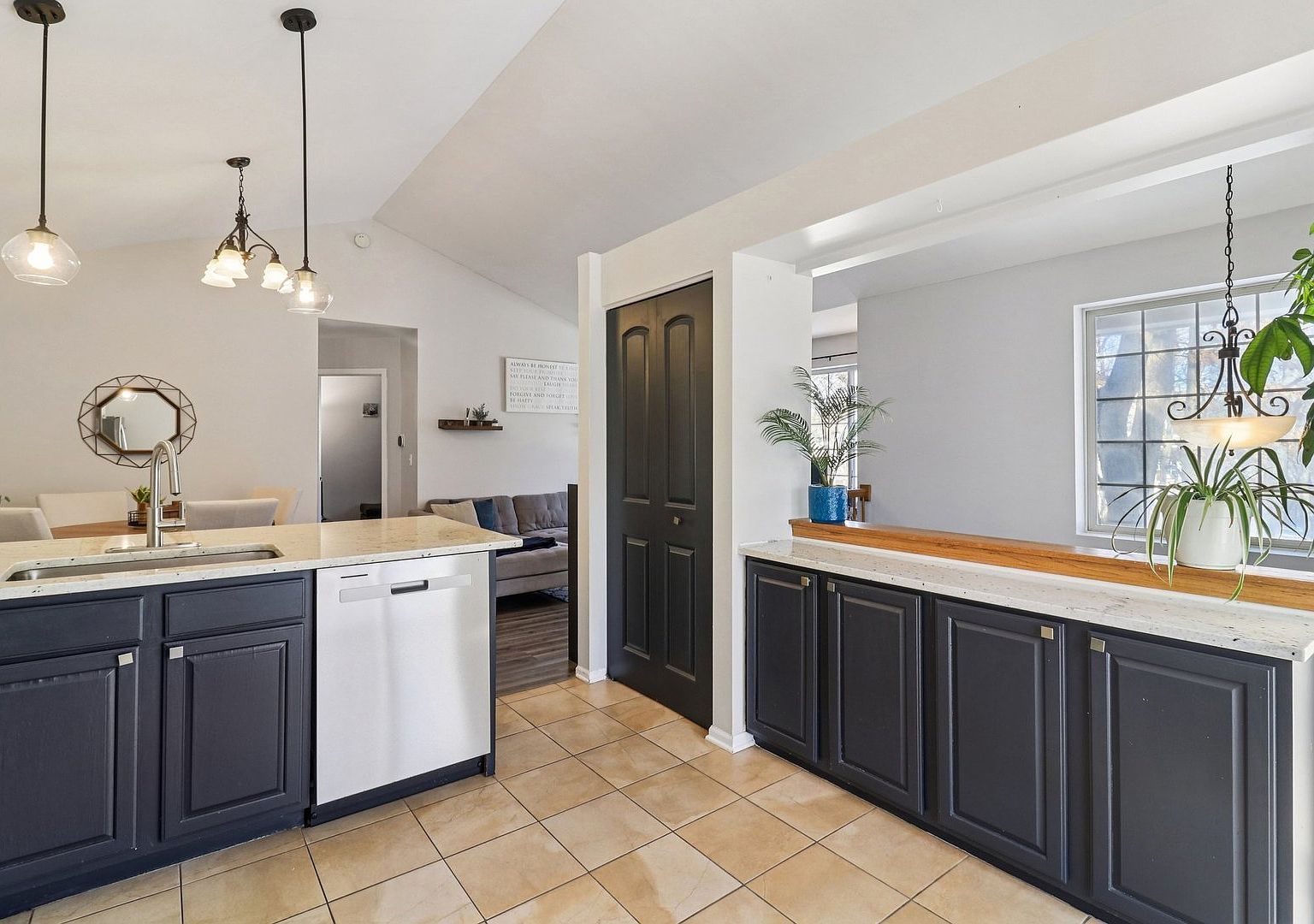 241 W Whispering Oaks Ln Round Lake, IL 60073 | New build