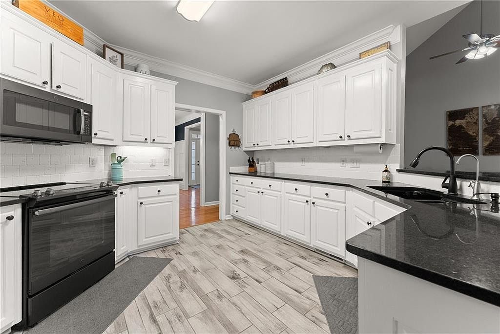 1681 Bennett Rd Grayson, GA 30017 | Single Family