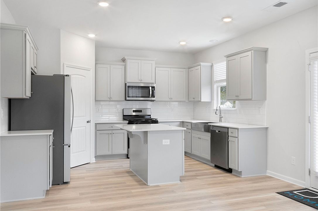 2238 Red Tail Ln Waverly, AL 36879  | Single Family