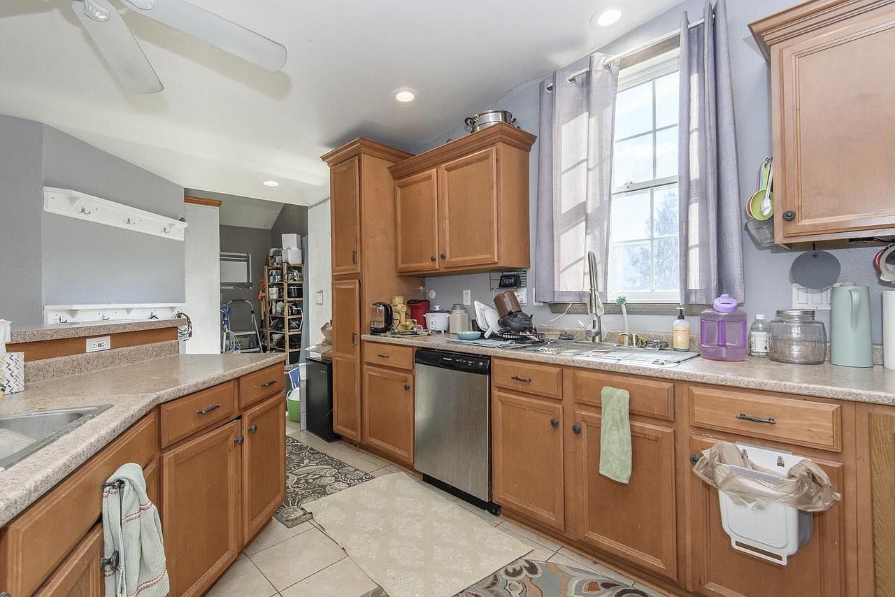 471 W South St Oconomowoc, WI 53066 | Single Family