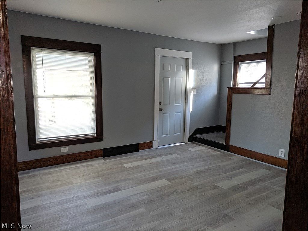 1284 Kentucky Ave Akron, OH 44314  | Single Family