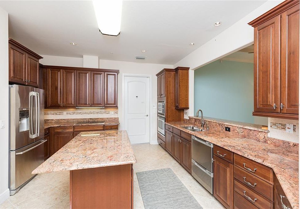 40 Casa Bella Cir #1101 Palm Coast, FL 32137 | Condominium