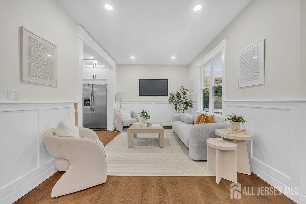 22 Orchard Hill Rd Bernardsville, NJ 07924  | Single Family