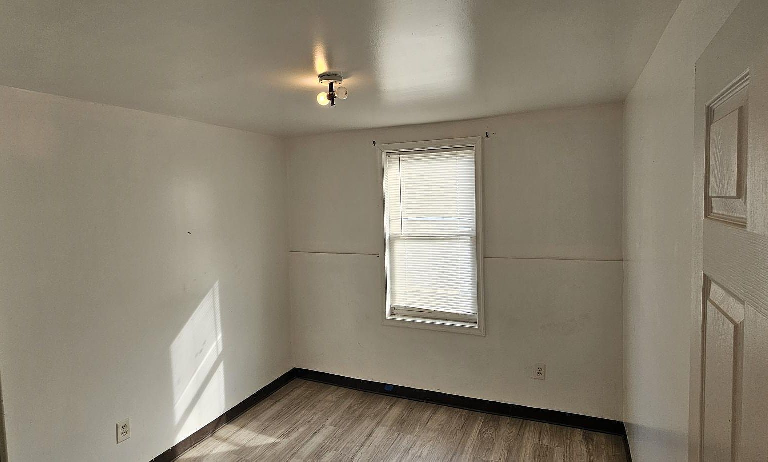 402 Green St W Millville, NJ 08332  | Single Family