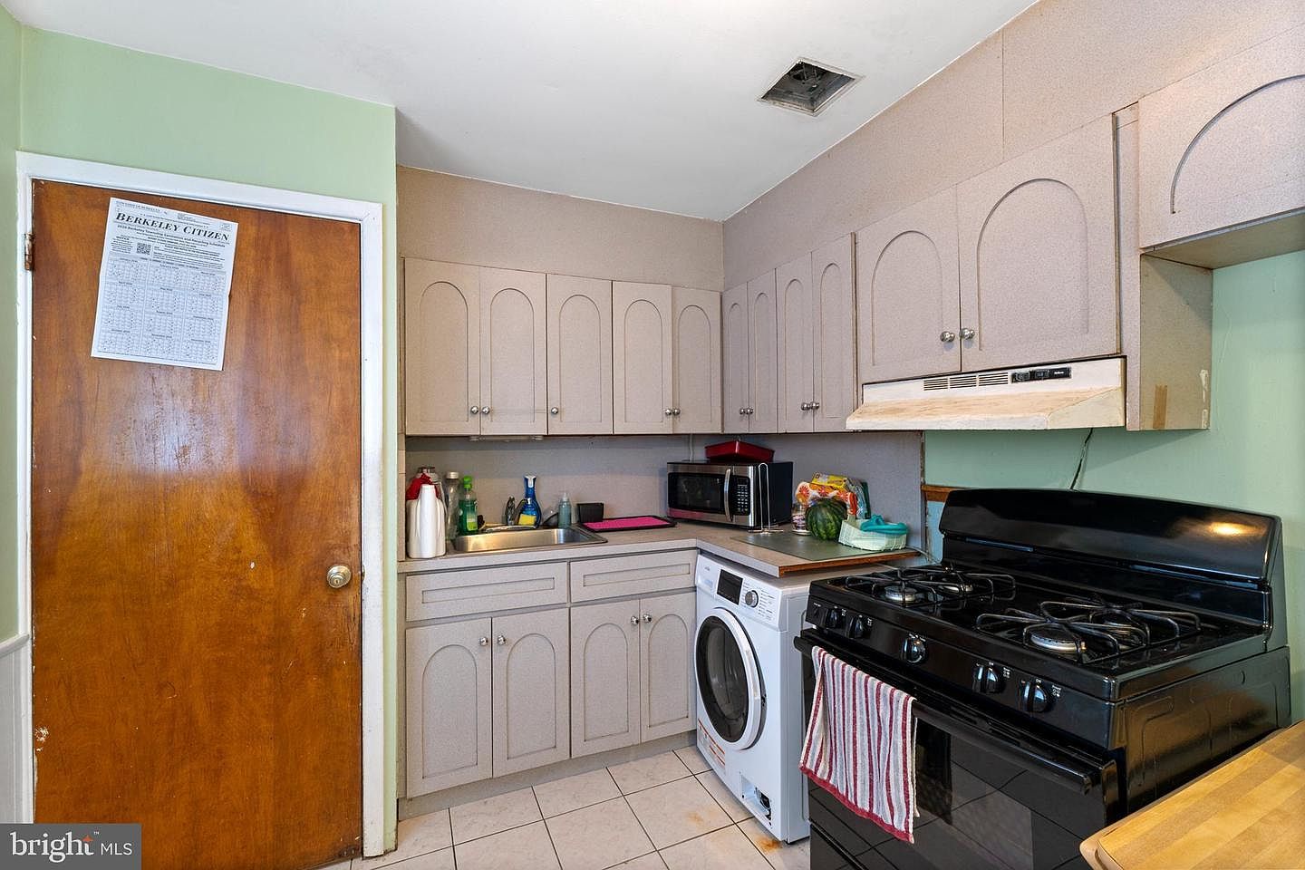 27 Sylvan Lake Blvd Bayville, NJ 08721  | Single Family