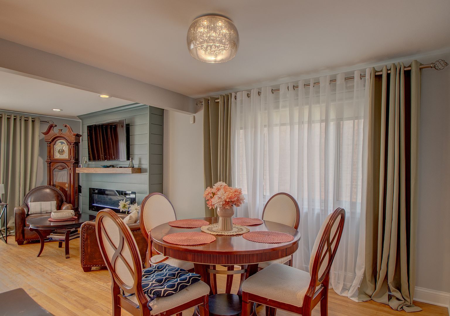 648 Saginaw Ave Calumet City, IL 60409 | Single Family