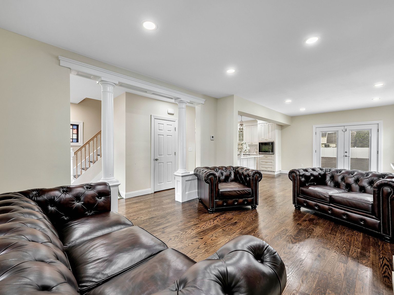 550 New Hanover Ave Meriden, CT 06451  | Single Family