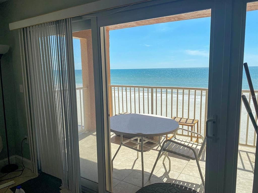 18610 Gulf Blvd APT 203 Indian Shores, FL 33785 | Condominium