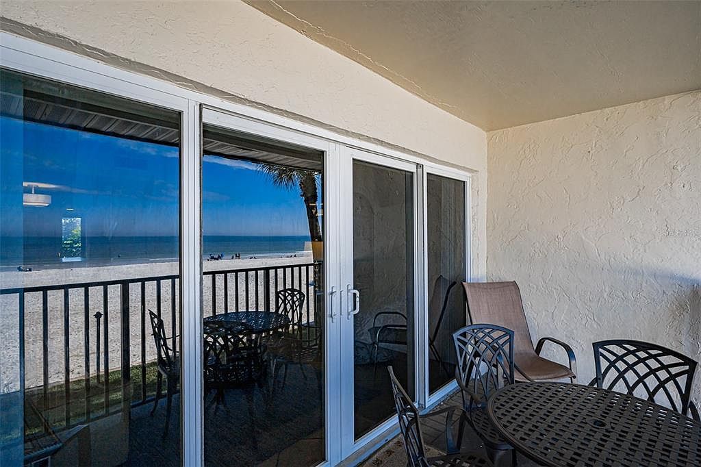 60 Gulf Blvd #203 Indian Rocks Beach, FL 33785  | Condominium