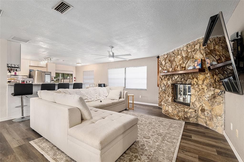 1714 SE 7th Ave Ocala, FL 34471  | Single Family