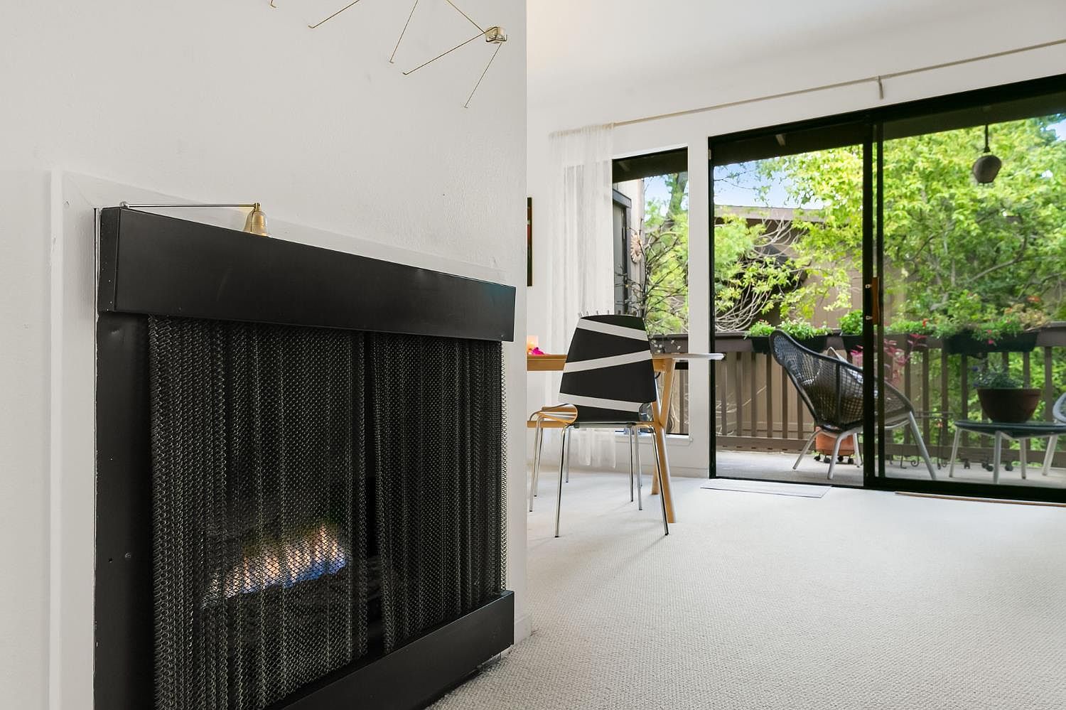 2424 Larkspur Ln APT 216 Sacramento, CA 95825  | Condominium