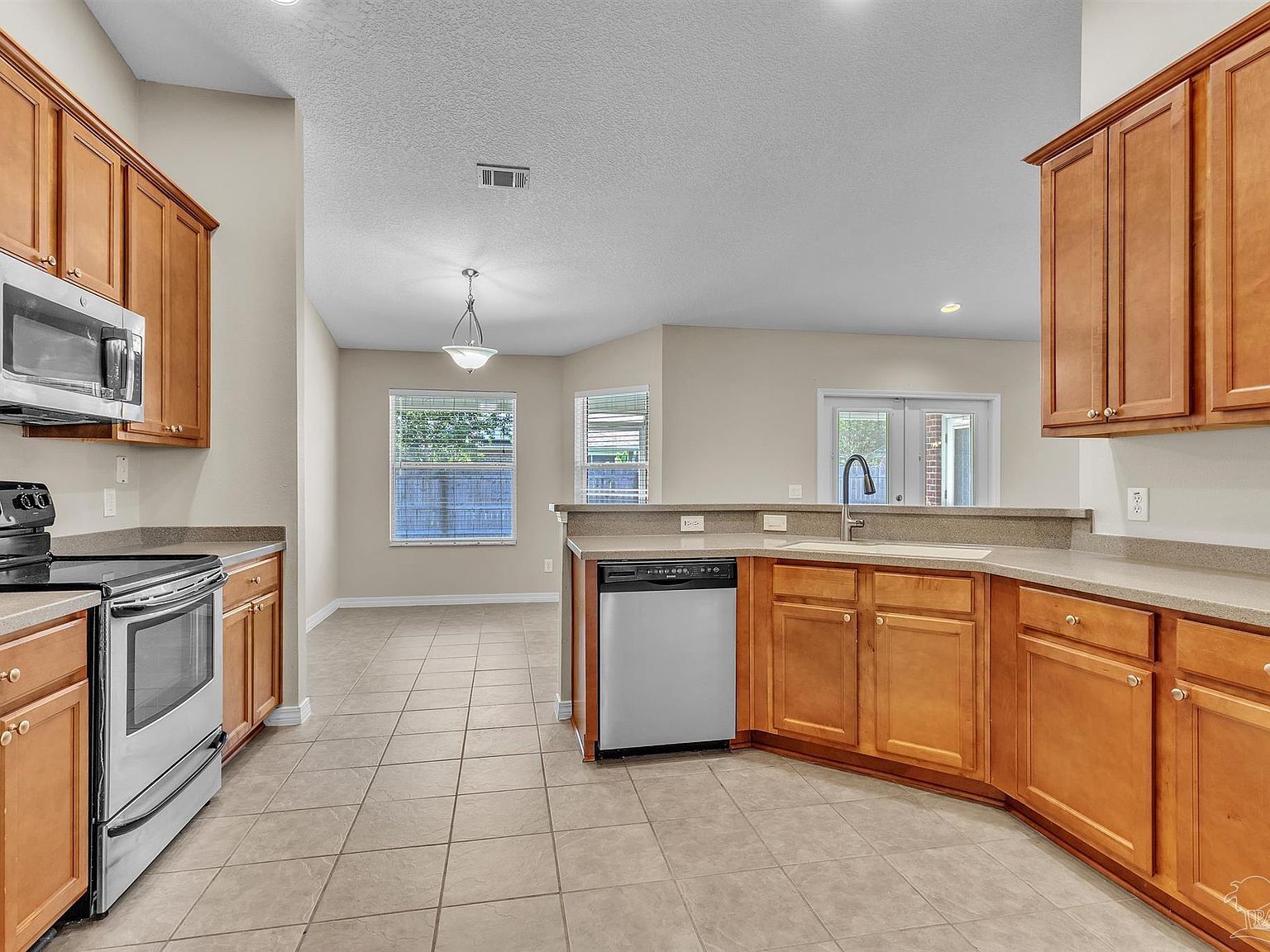 5305 Dalton Cir Milton, FL 32570  | Single Family