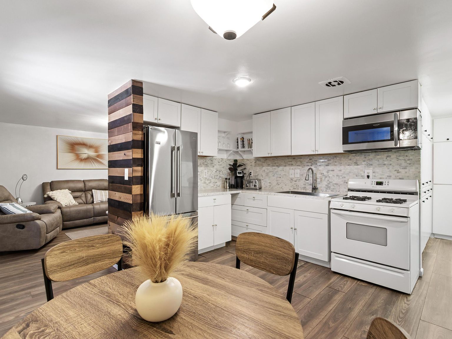 395 Amesbury Dr Columbus, OH 43230 | Single Family