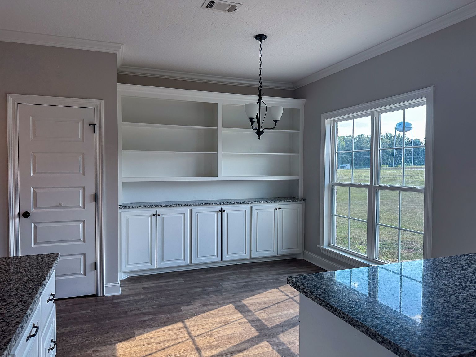 32 S Barnes Field Dr Hattiesburg, MS 39402  | Single Family