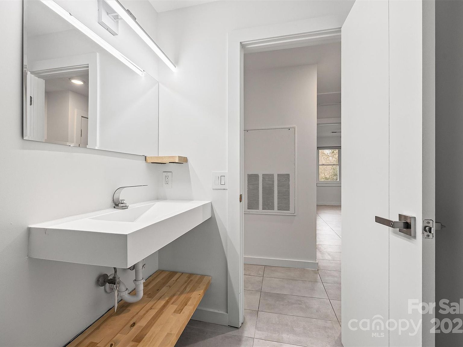 1041 Churchill Downs Ct APT C Charlotte, NC 28211  | Condominium