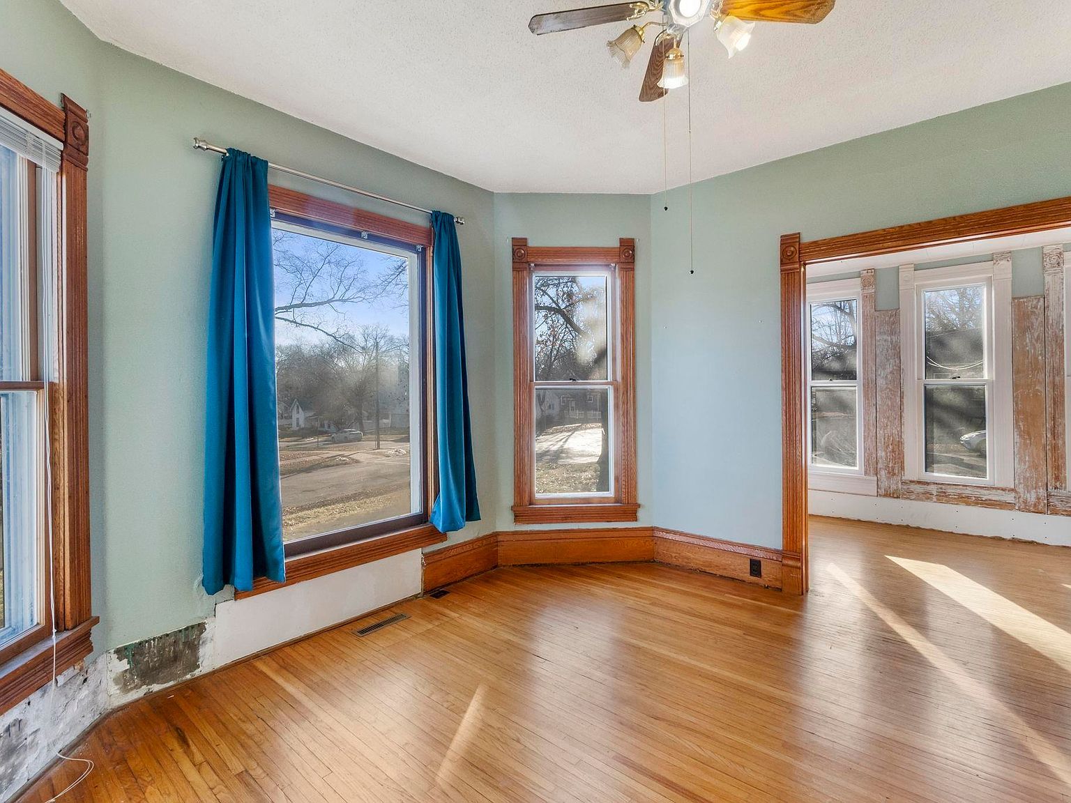 821 College St Cedar Falls, IA 50613  | Single Family