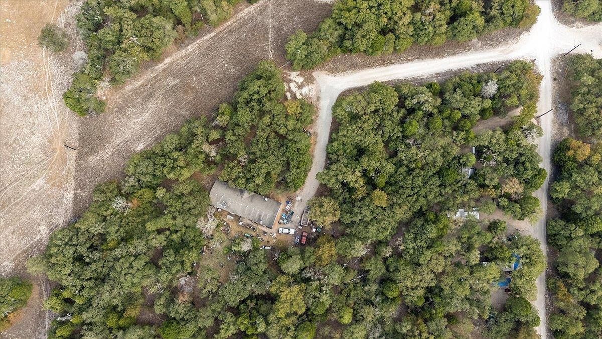 120 Twin Oaks Rd Elgin, TX 78621  | New build