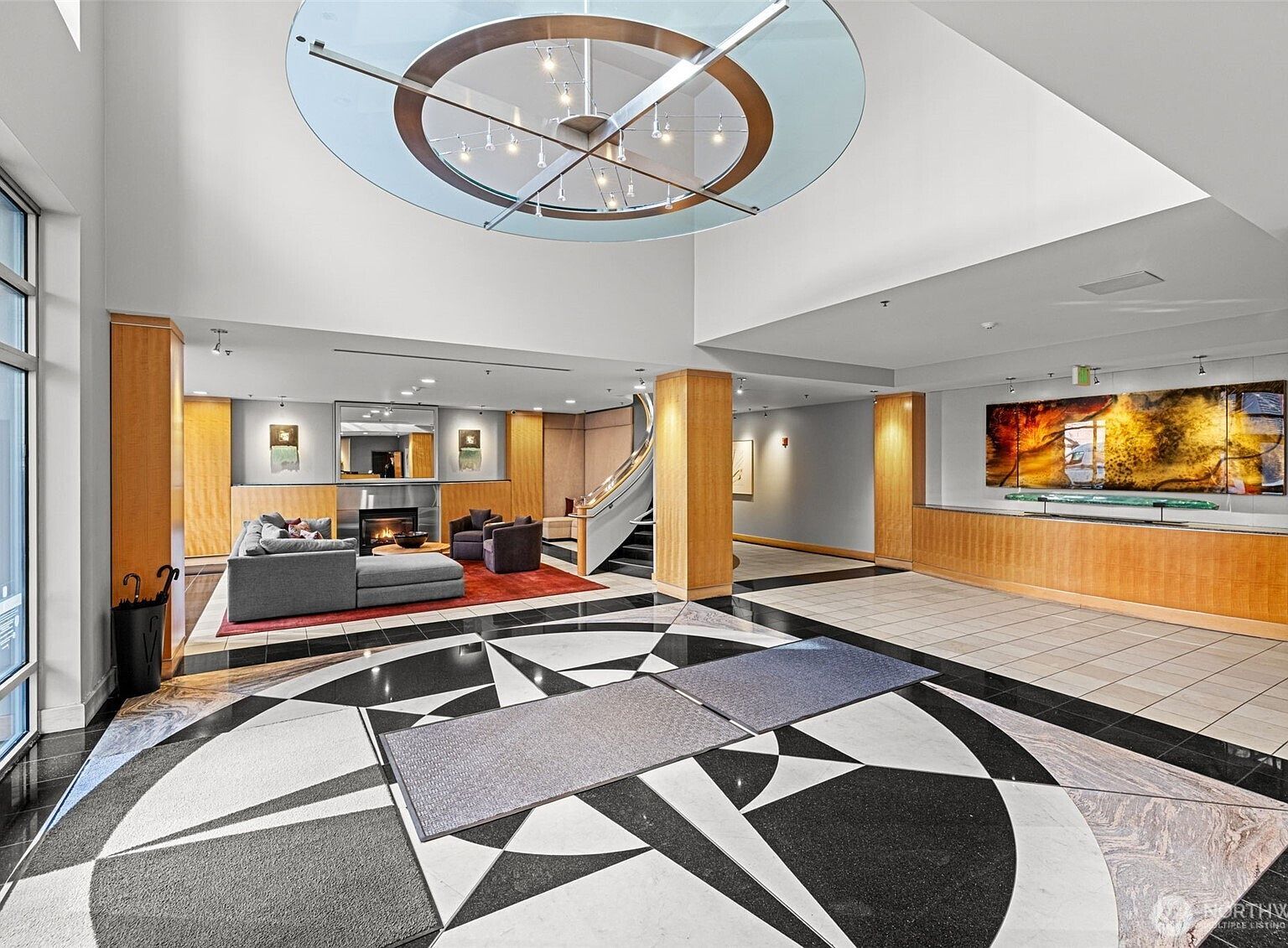 2929 1st Ave APT 205 Seattle, WA 98121  | Condominium