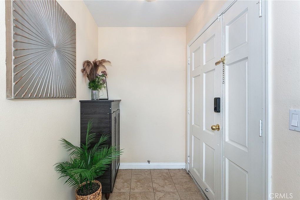 1097 S Marguerita Ave APT D Alhambra, CA 91803  | Condominium