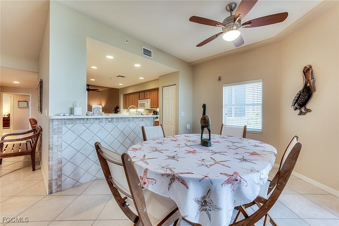 4141 Bay Beach Ln Unit 442 Fort Myers Beach, FL 33931  | Condominium