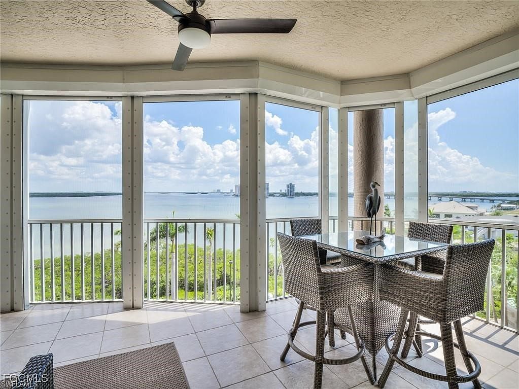4137 Bay Beach Ln Unit 556 Fort Myers Beach, FL 33931 | Condominium