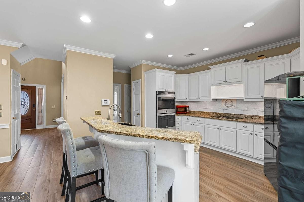 811 Millvale Pl Lawrenceville, GA 30044  | Single Family