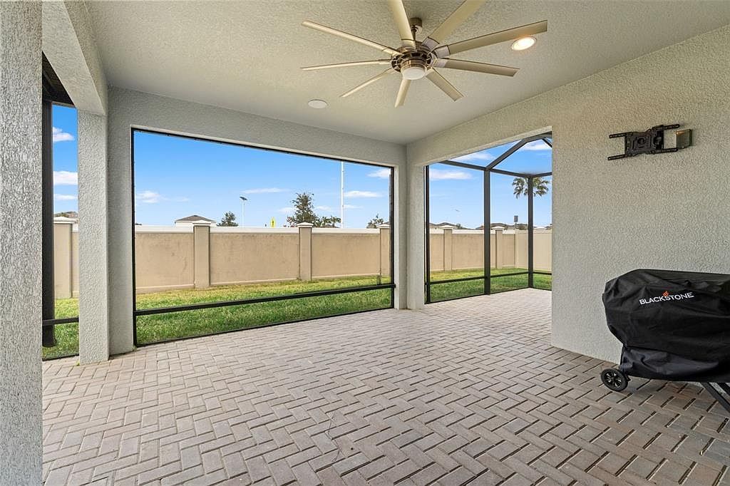 8184 Olive Brook Dr Wesley Chapel, FL 33545  | Single Family