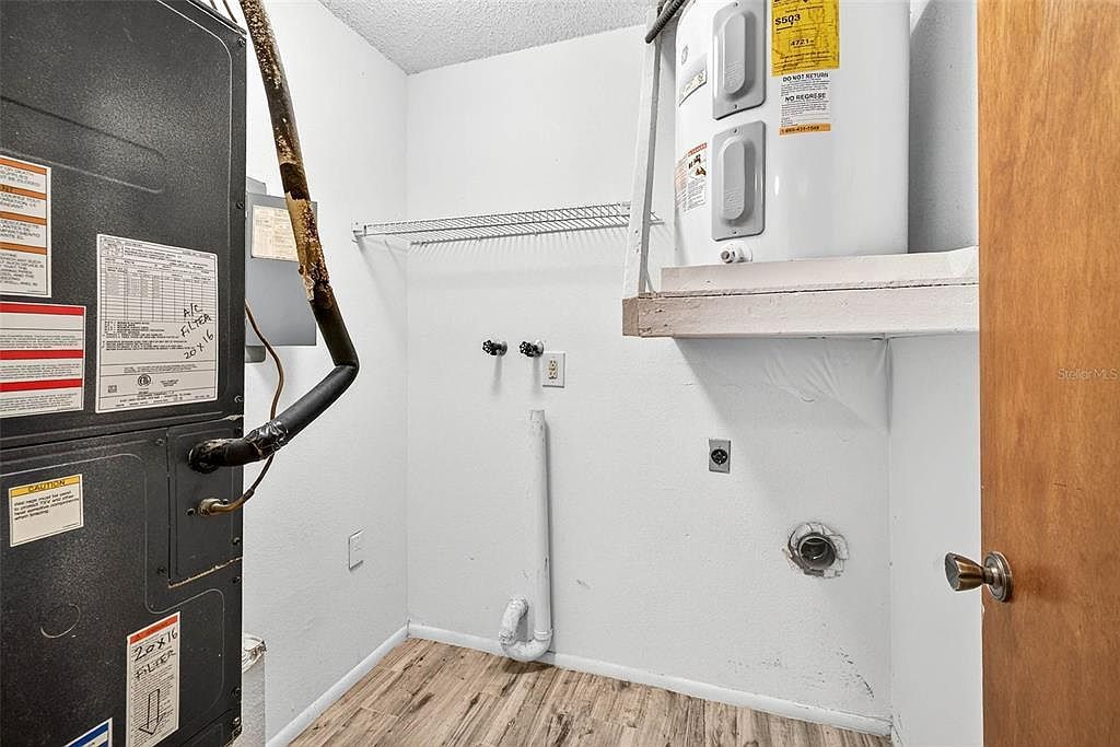 13250 Ridge Rd APT 2-1 Largo, FL 33778  | Condominium