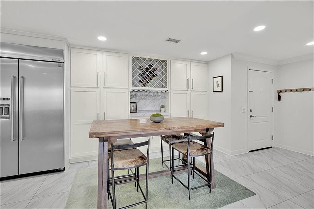 195 14th St NE Unit 2806 Atlanta, GA 30309 | Condominium