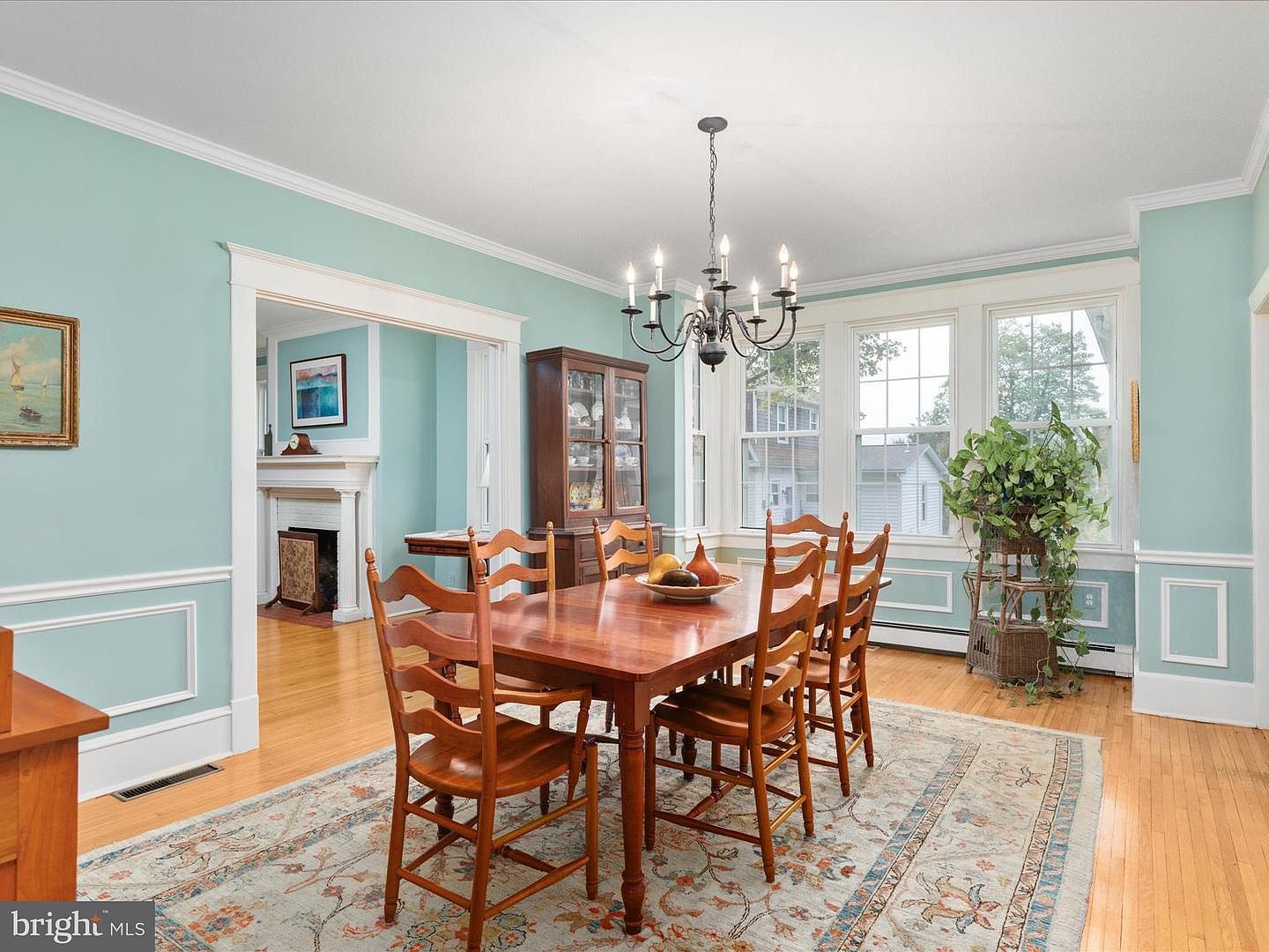 517 W Locust St Woodstock, VA 22664  | Single Family