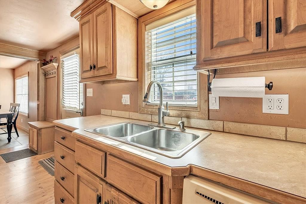 402 E Main St Stroud, OK 74079  | Single Family