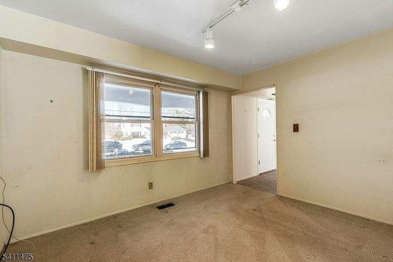 5 Marigold Ln Somerset, NJ 08873  | Single Family