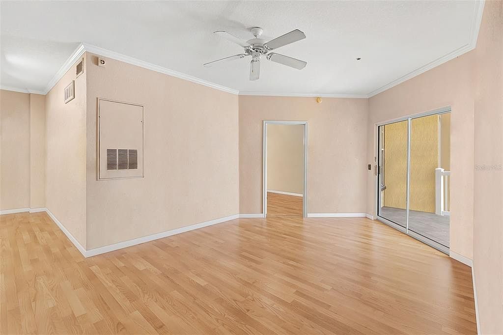 860 N Orange Ave APT 323 Orlando, FL 32801  | Condominium