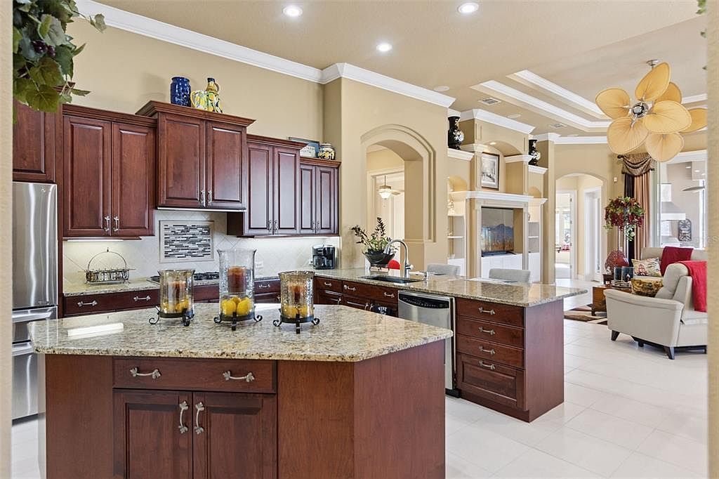 685 Whisper Woods Dr Lakeland, FL 33813  | Single Family