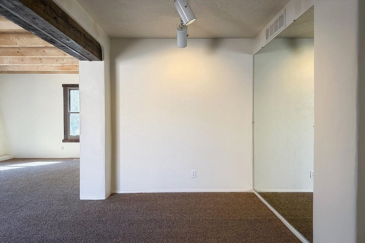 311 Calle Loma Norte Santa Fe, NM 87501  | Condominium