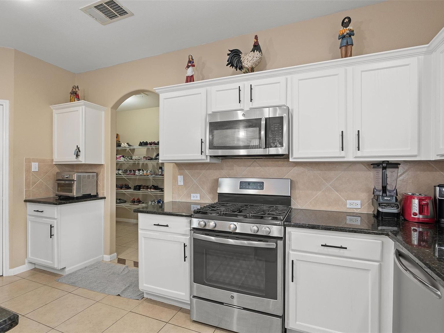 2334 Caprock Pl Georgetown, TX 78626  | Single Family