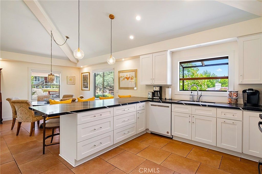 204 18th St Paso Robles, CA 93446 | Single Family