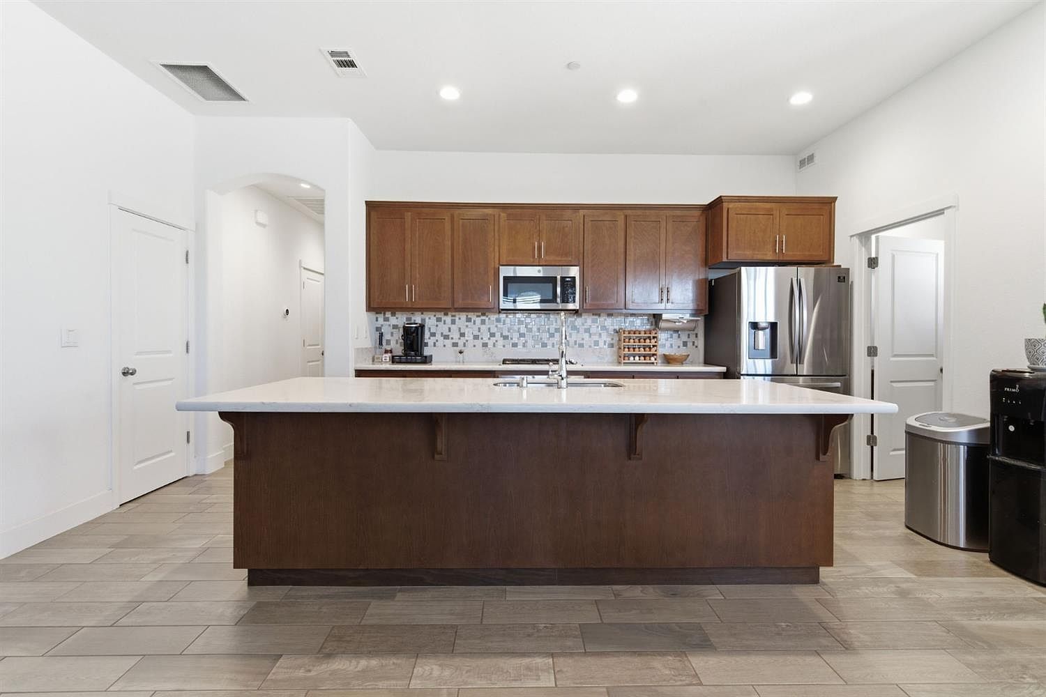 1104 Basalt Dr Los Banos, CA 93635  | Single Family