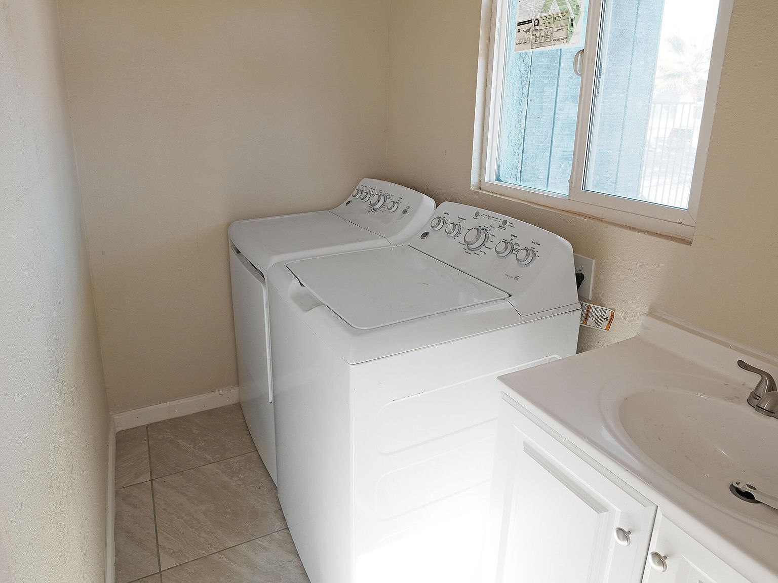 307 N D St Eloy, AZ 85131  | Multi Family