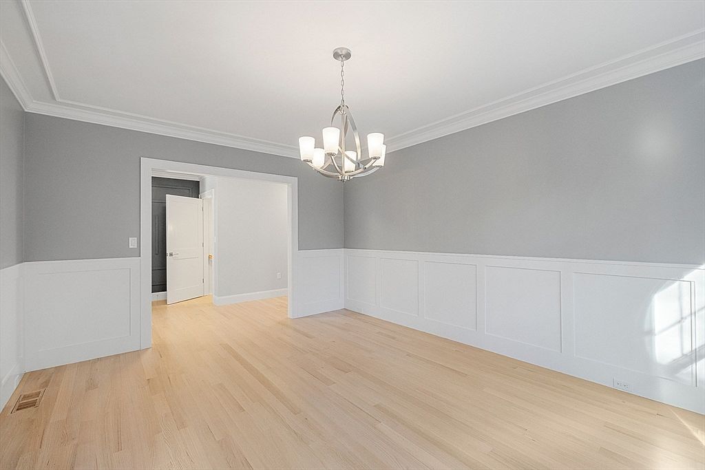 4 Aerial St Lexington, MA 02421  | Single Family