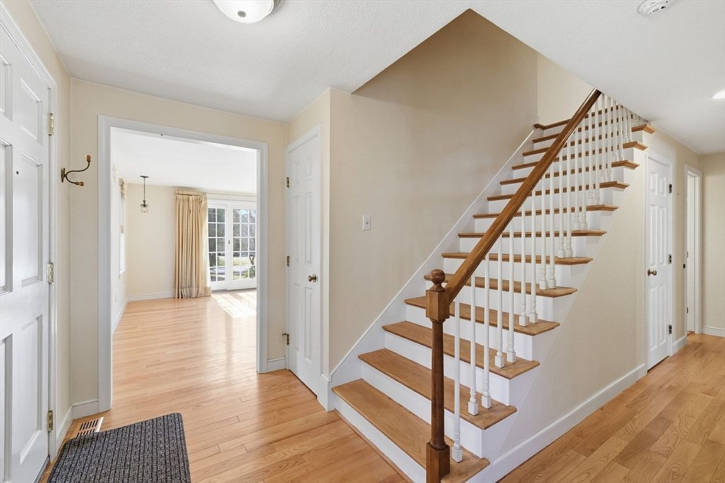 143 East St Lexington, MA 02420  | New build