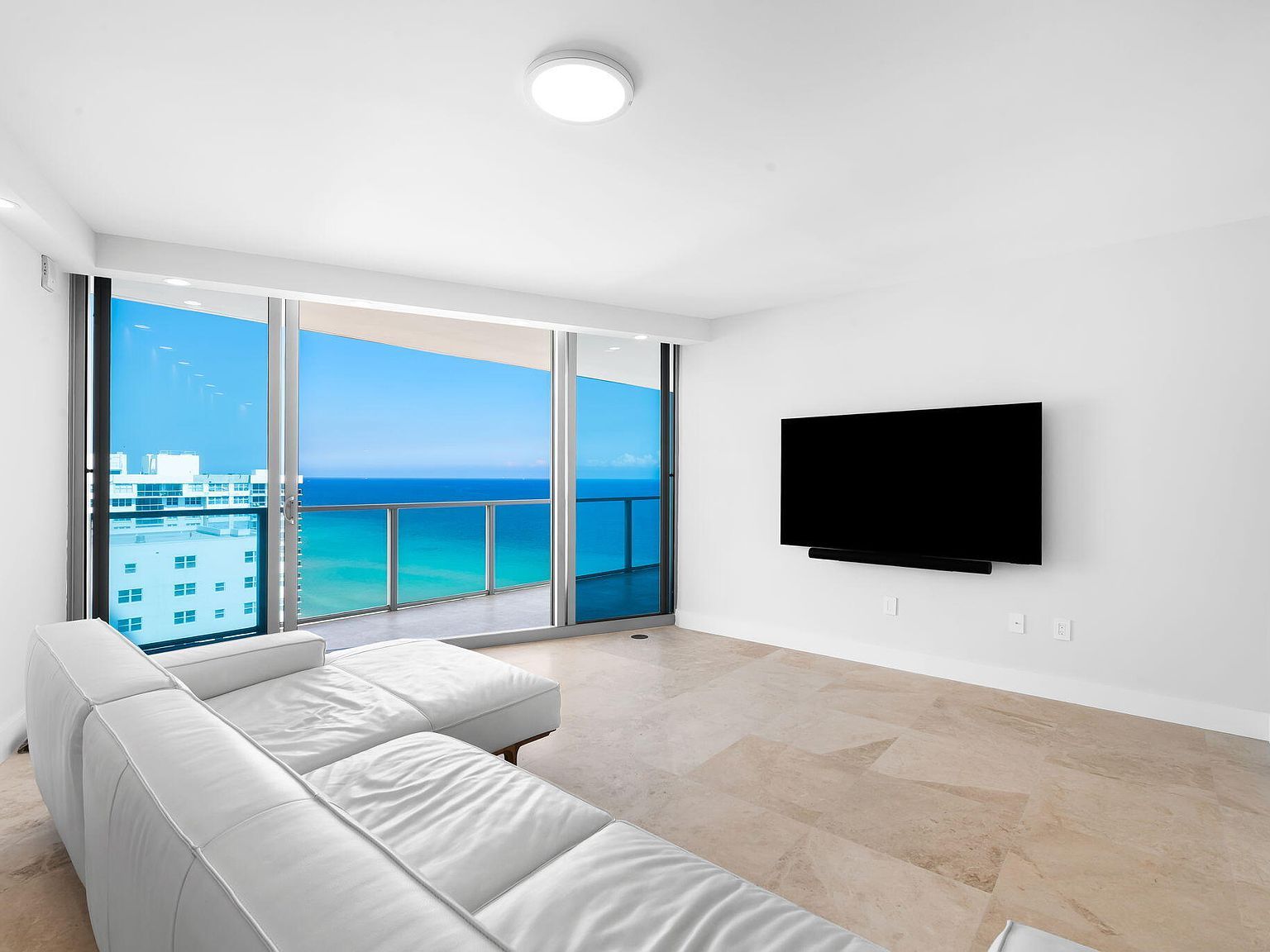 3101 S Ocean Dr APT 1807 Hollywood, FL 33019 | Condominium