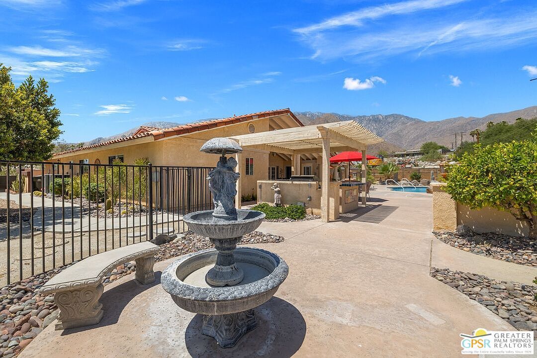 600 W Via Escuela Palm Springs, CA 92262  | Single Family