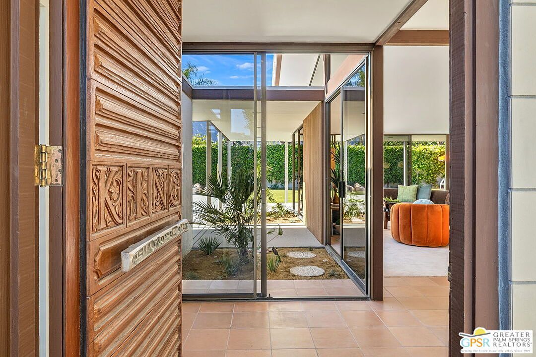 695 N Camino Real Palm Springs, CA 92262  | Single Family