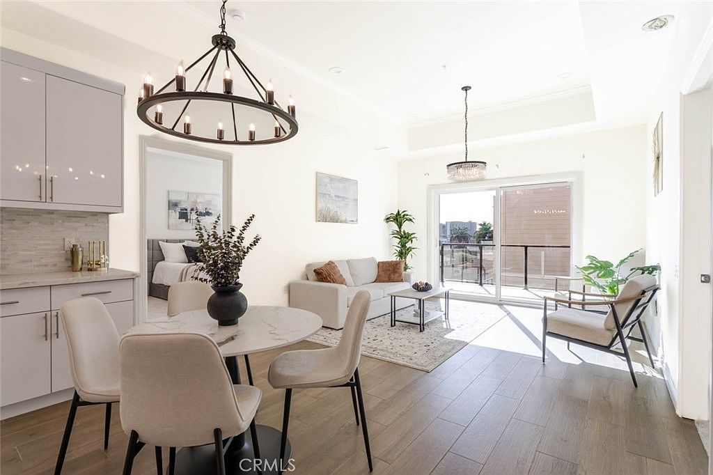 1598 Long Beach Blvd Unit 407 Long Beach, CA 90813  | Condominium