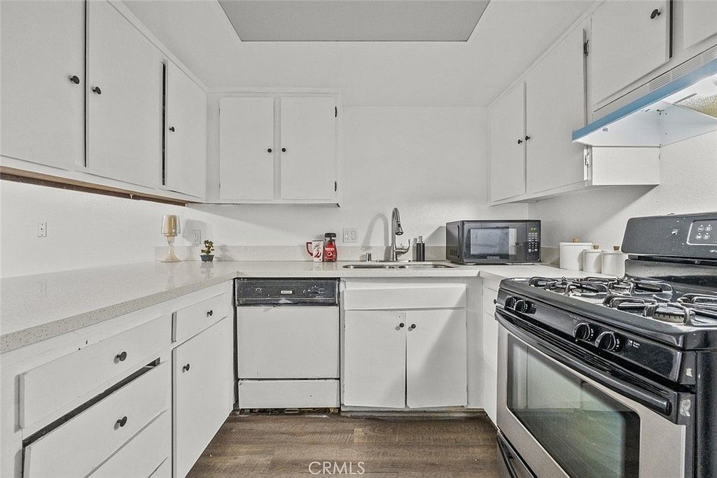8801 Willis Ave #34 Panorama City, CA 91402  | Condominium