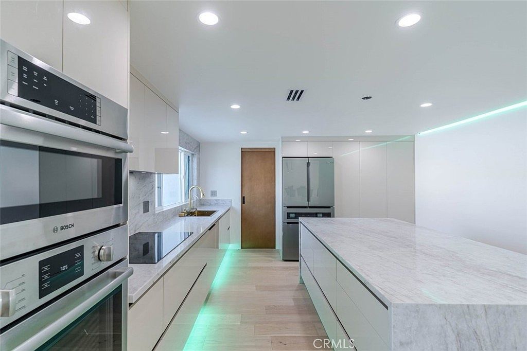 10861 Lindley Ave Granada Hills, CA 91344  | Single Family